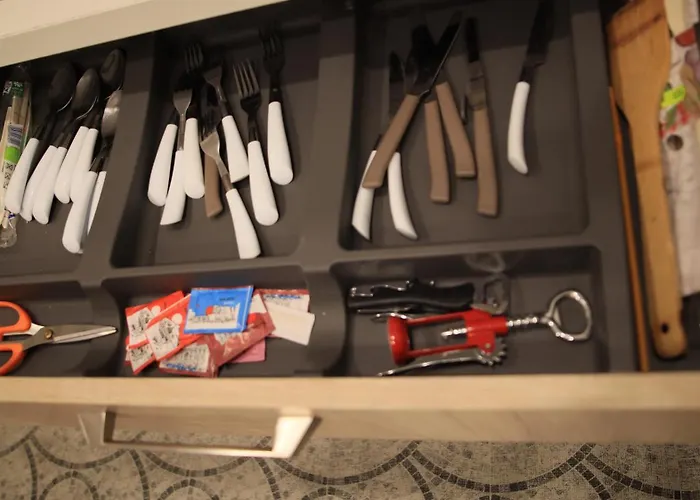 Luxury Brilliant Sisters