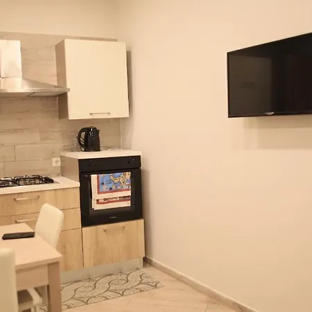 Luxury Brilliant Sisters