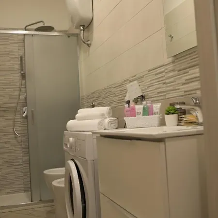 Luxury Brilliant Sisters Pompei